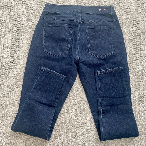 cabi Dark Curvy Skinny Jeans #3041, 6, EUC - Picture 7 of 8